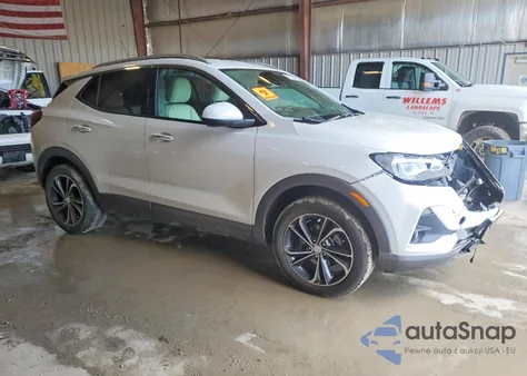 2021 Buick Encore Gx Essence z USA, uszkodzony, nr VIN KL4MMGSLXMB156430